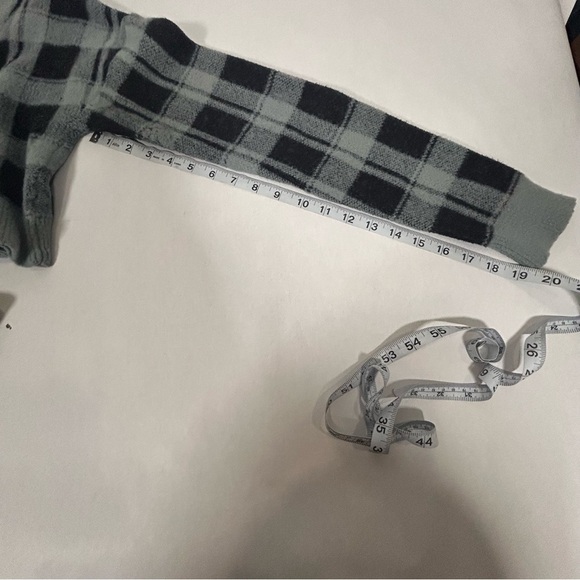 Arizona Jean Company Cropped Plaid Sweater - Picture 7 of 9